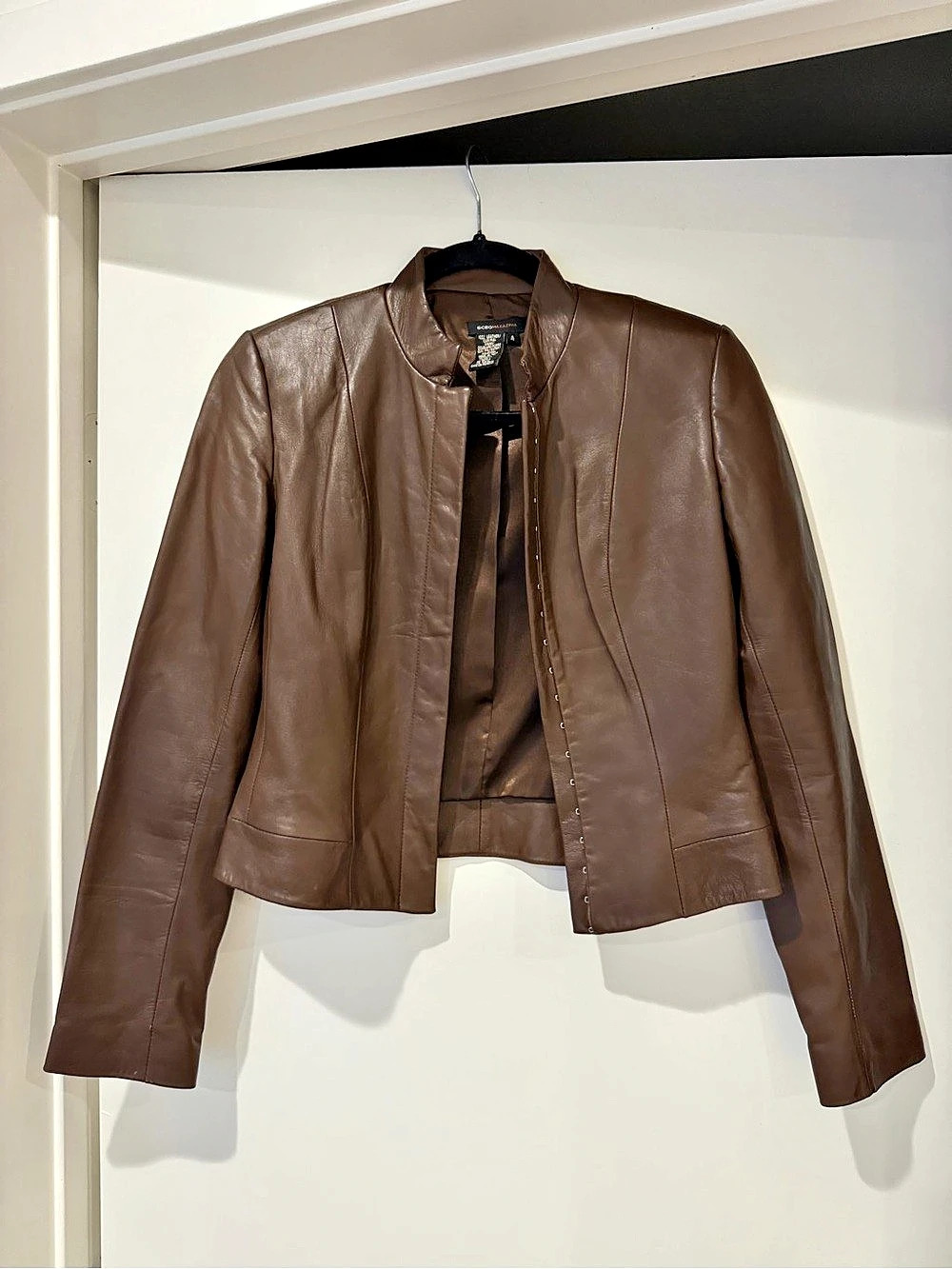 BCBGMAXAZRIA Women'Small Leather Jacket Size 4 Like New